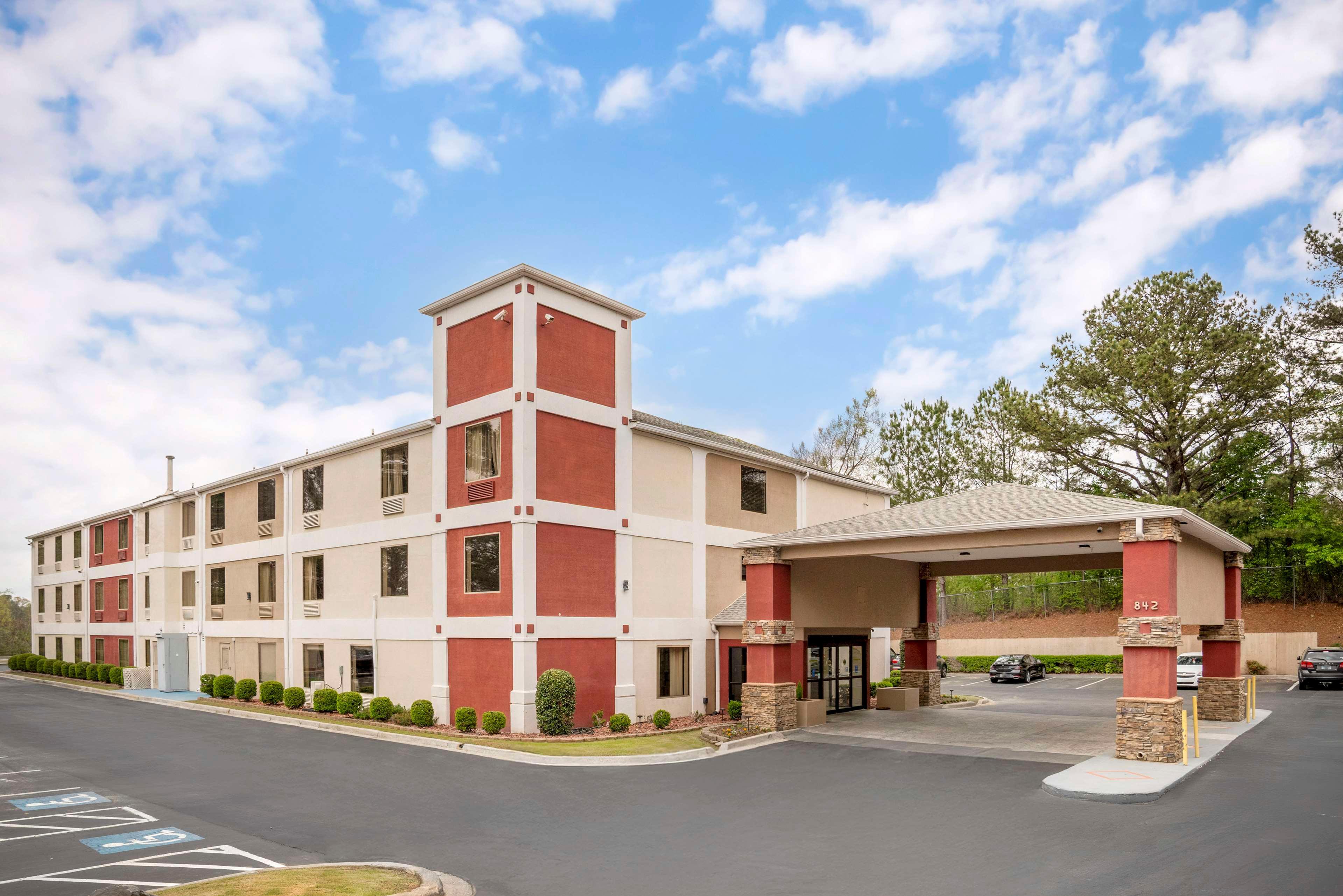 Vista Exterior Best Western Gardendale