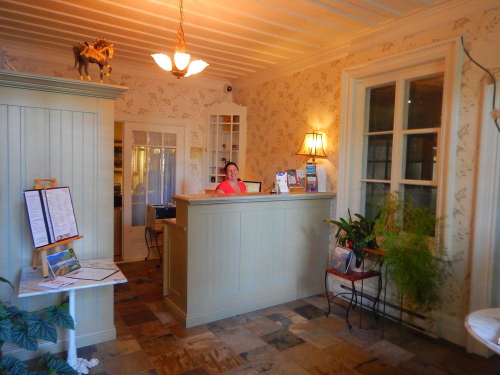 Vista Lobby Auberge La Muse