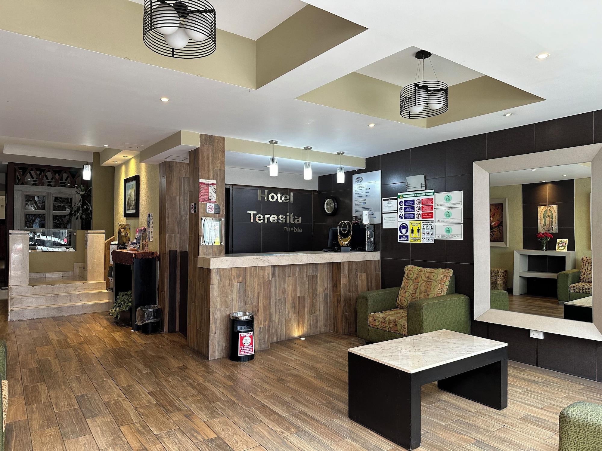 Vista Lobby Hotel Teresita