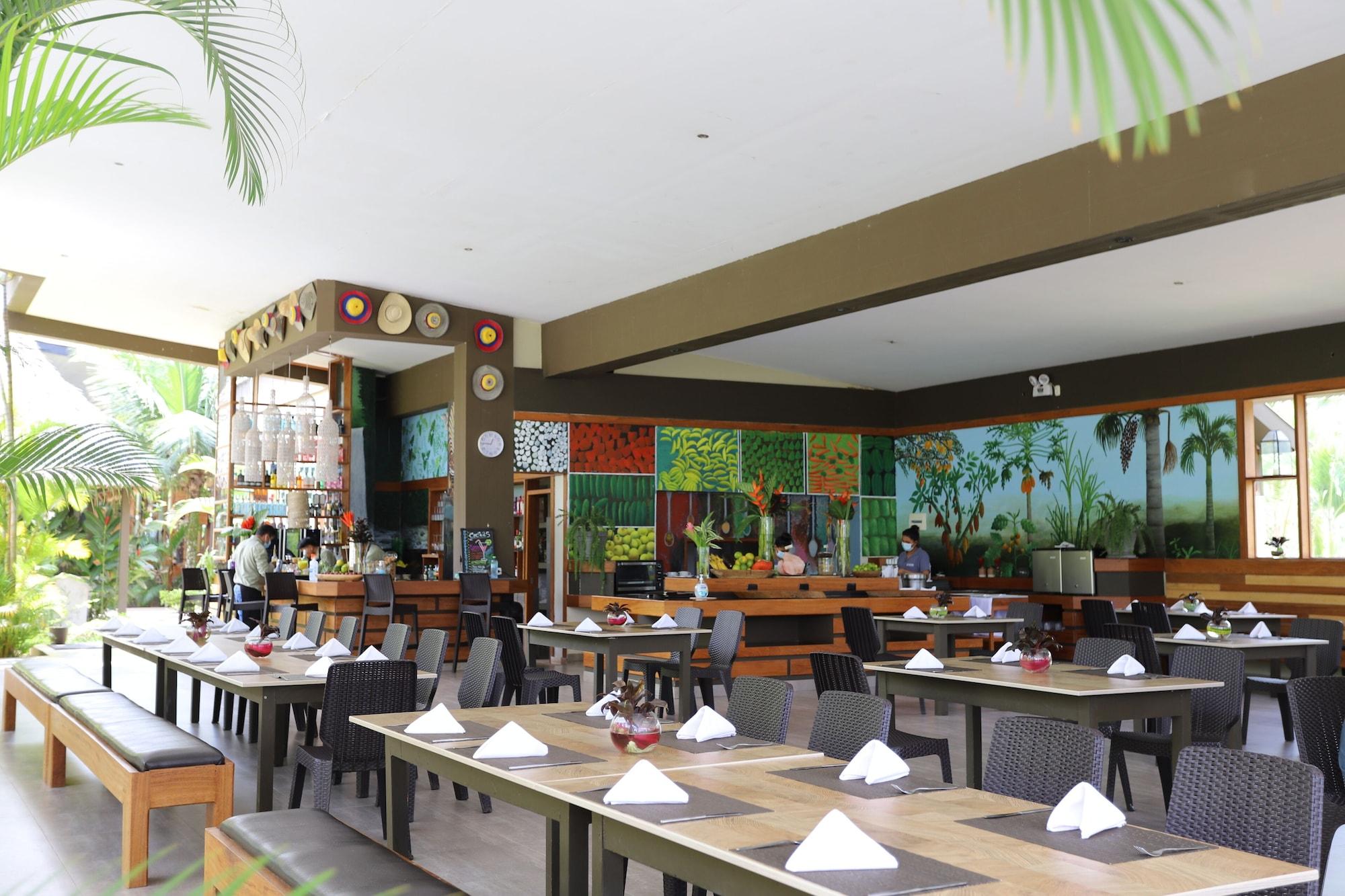 Restaurant El Sauce Resort