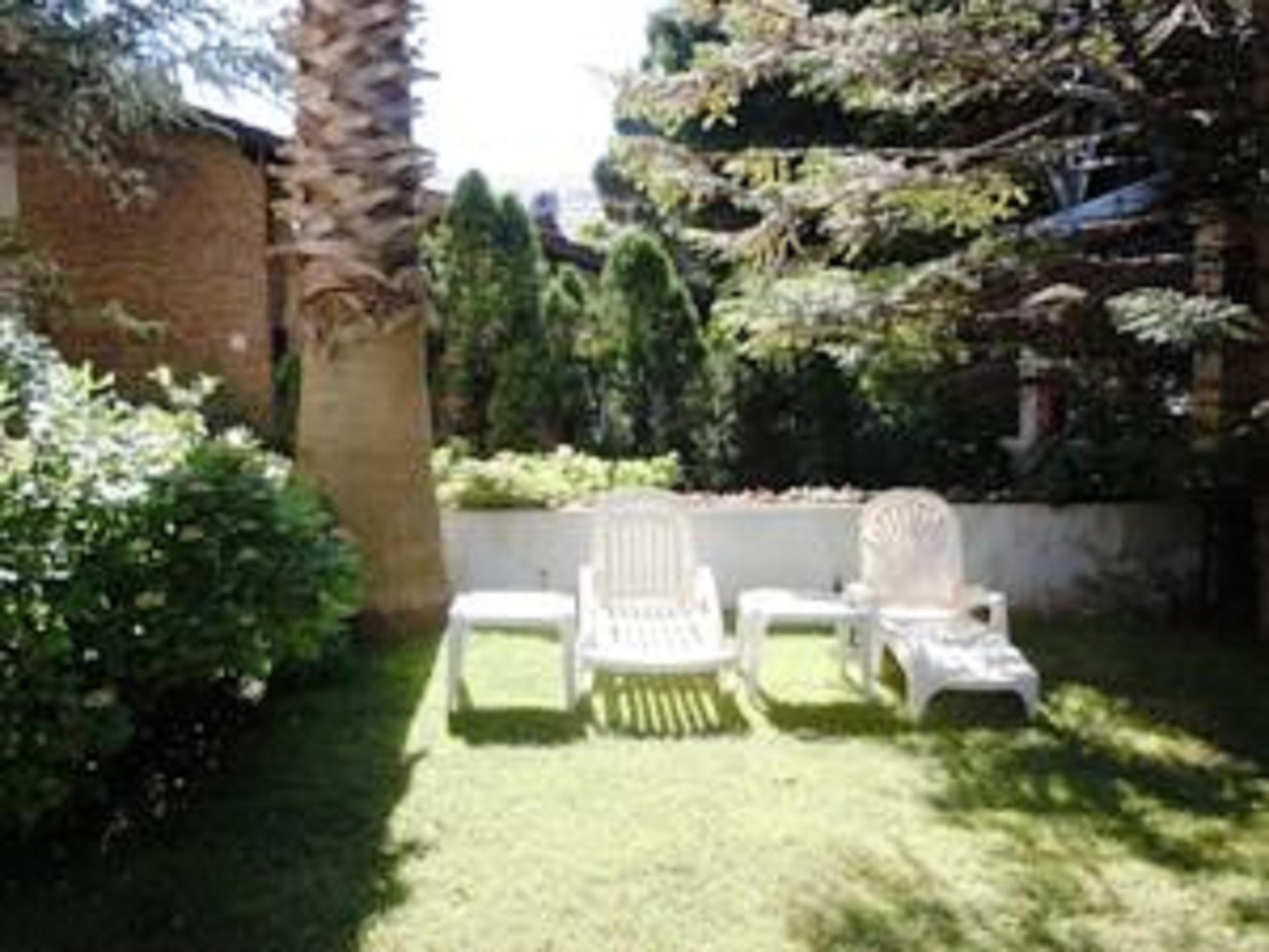 Vista Exterior Las Araucarias