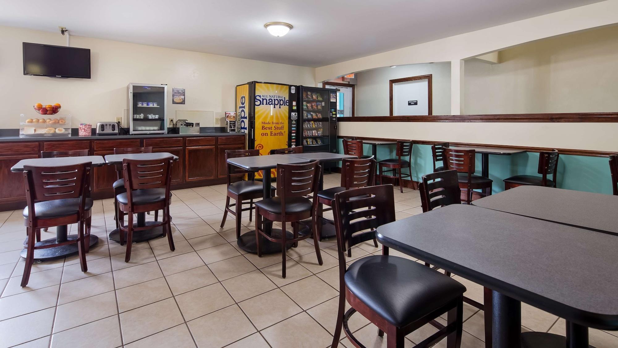 Restaurant SureStay Hotel by Best Western Greenville