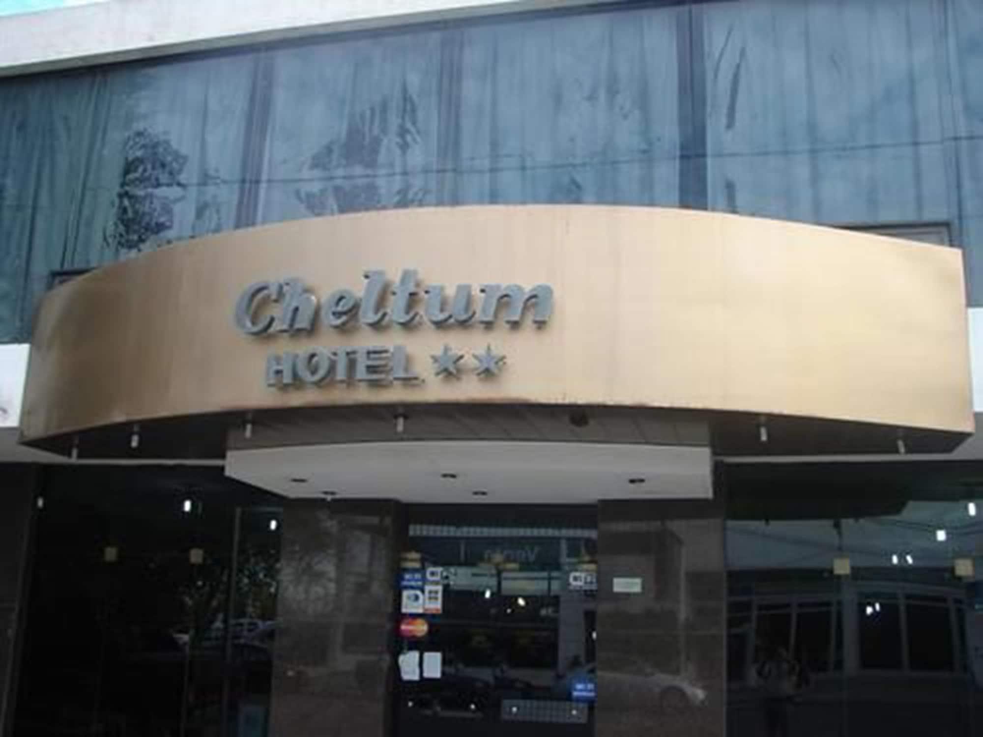 Varios Cheltum Hotel