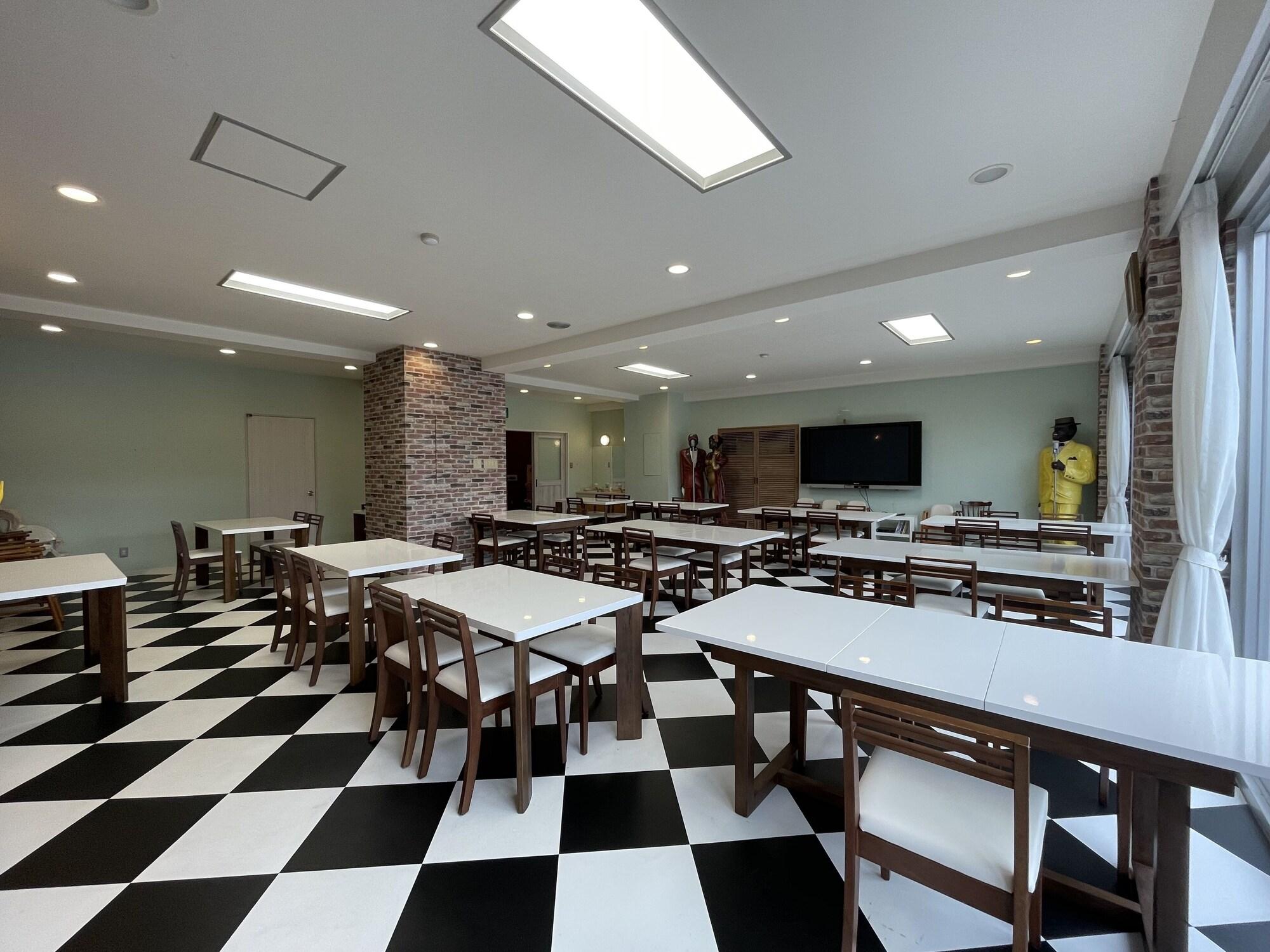 Vista Lobby Marina Hotel Kaiku