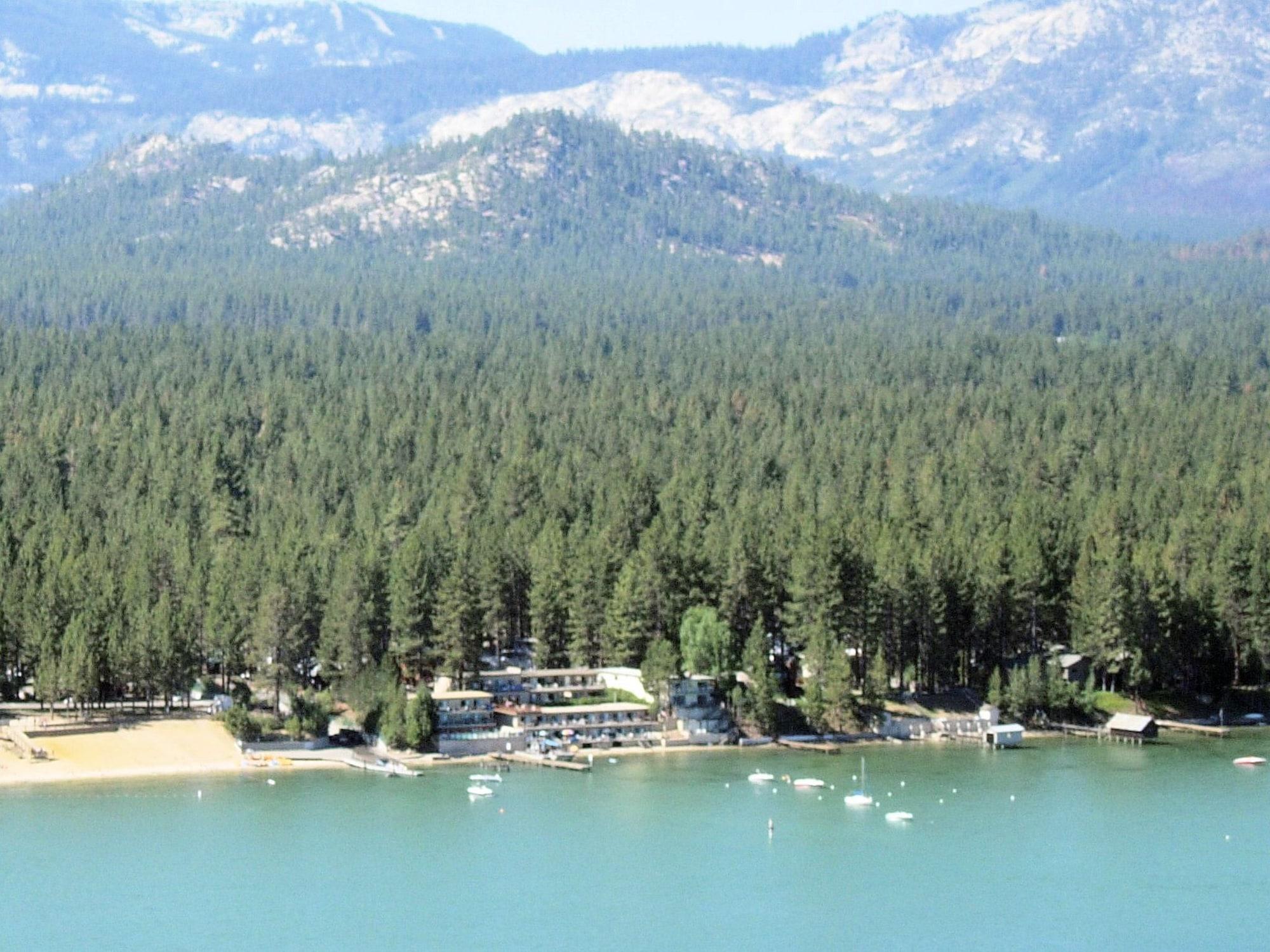 Playa Beachcomber Inn