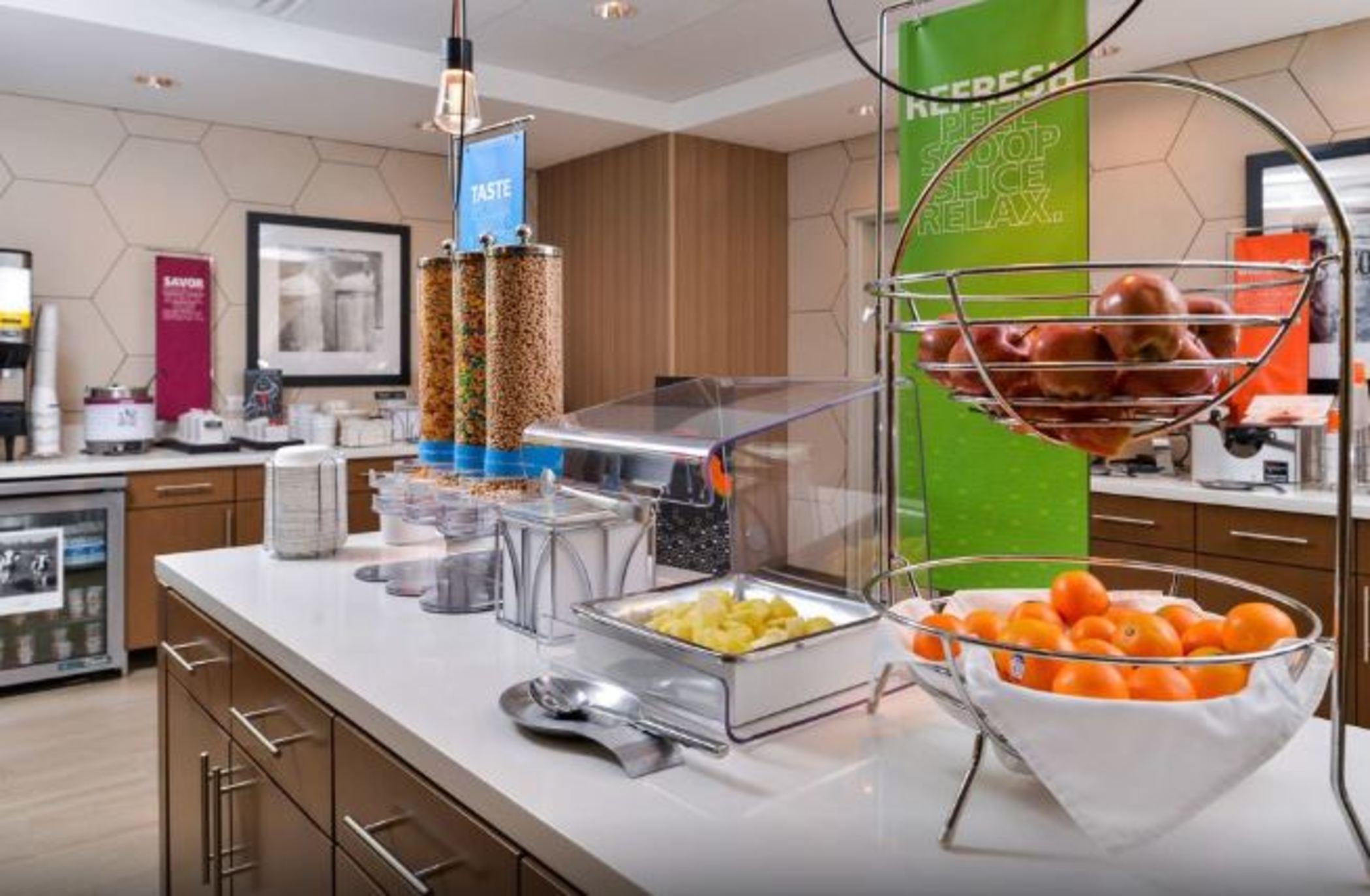 Restaurant Hampton Inn & Suites St. Paul Oakdale/Woodbury