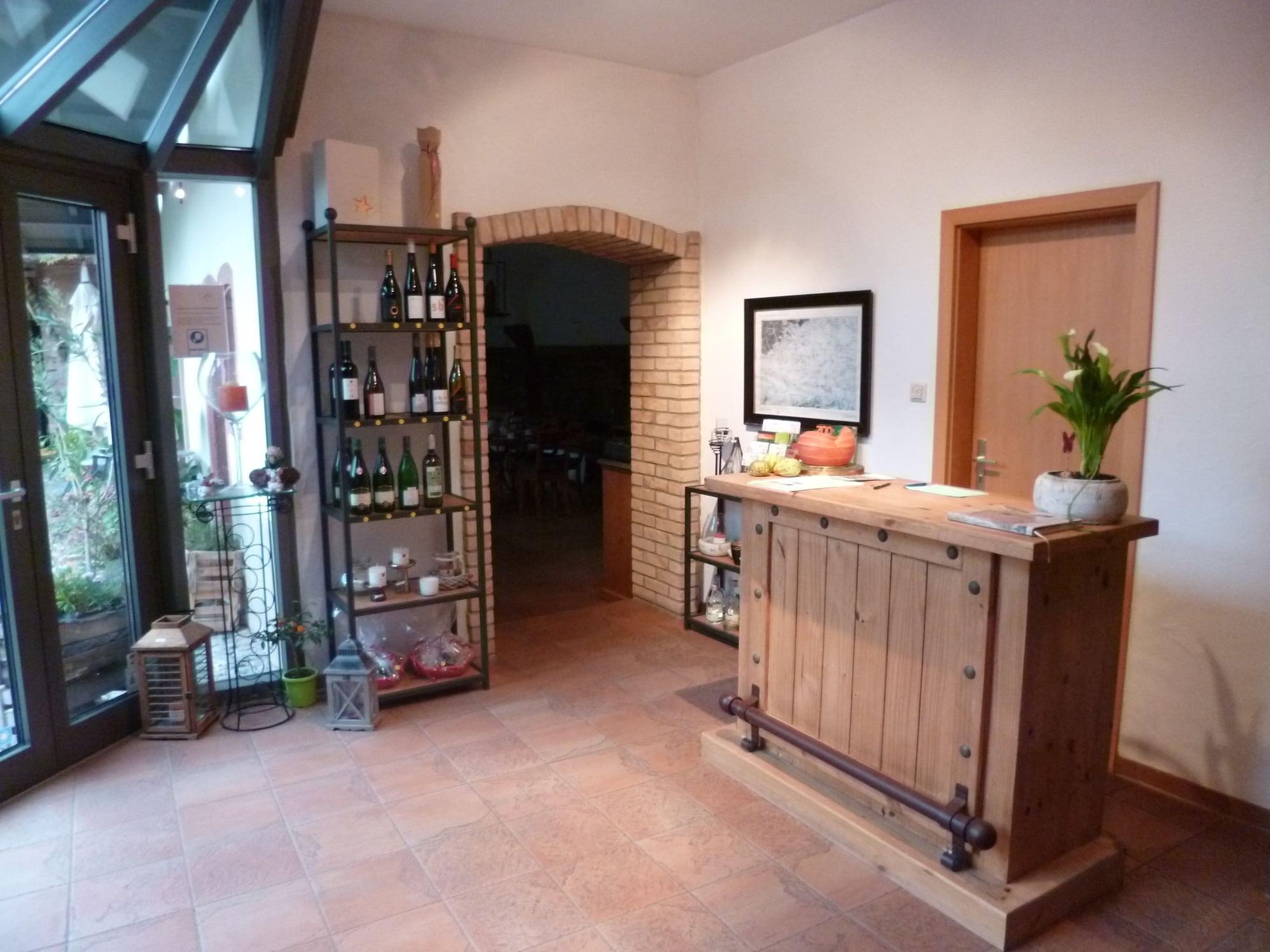 Vista Lobby Alter Winzerhof Weisenheim am Berg e.K.