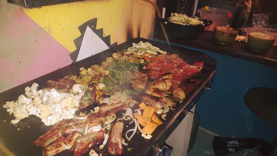 Restaurant Mais que Nada - Hostel e Pátio Bar