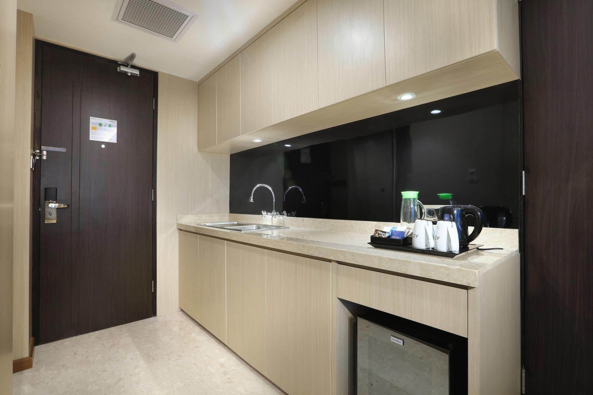 Equipamiento de Habitación Aston Kartika Grogol Hotel & Conference Center