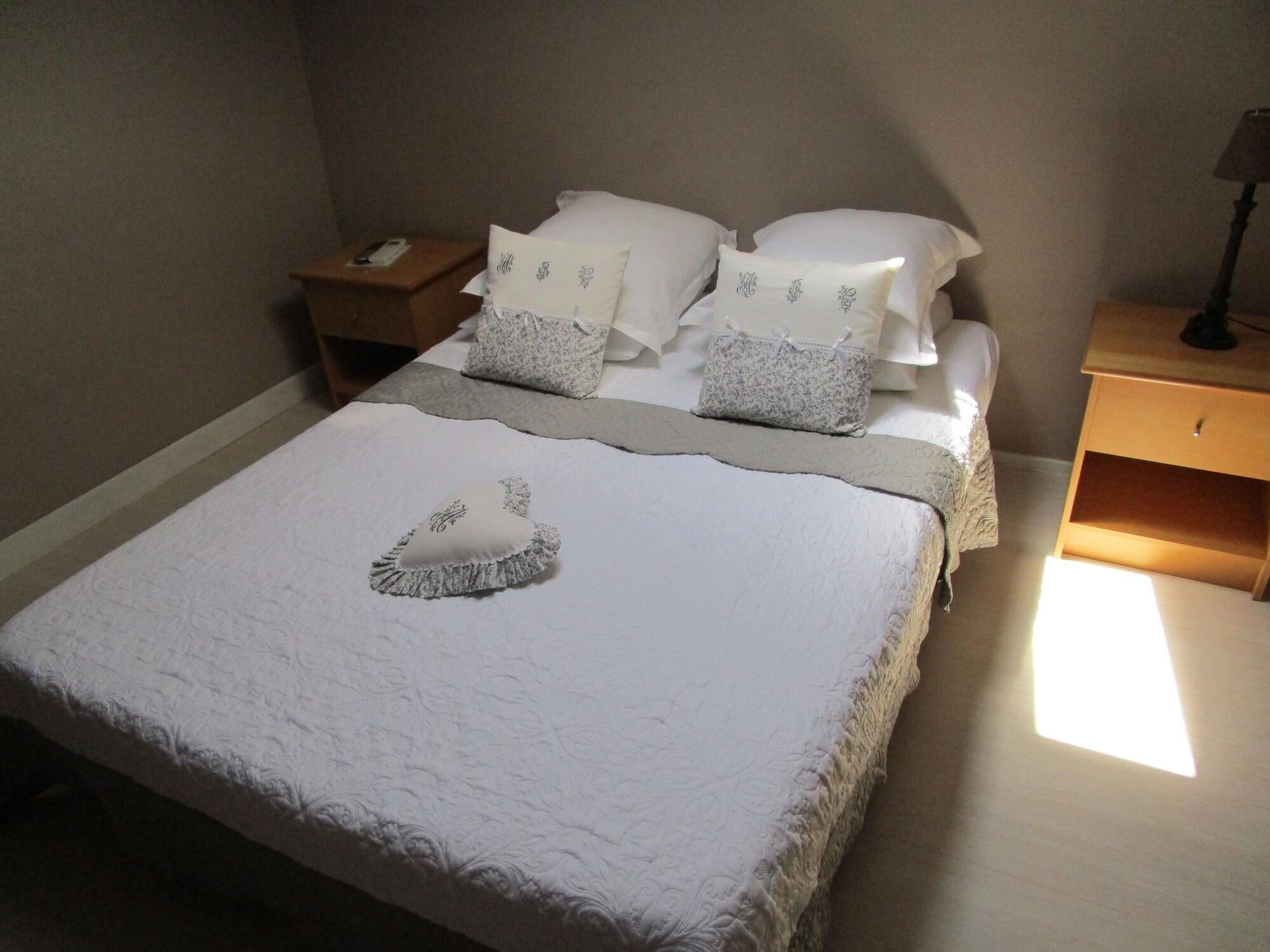 Varios Hotel Restaurant l'Escapade