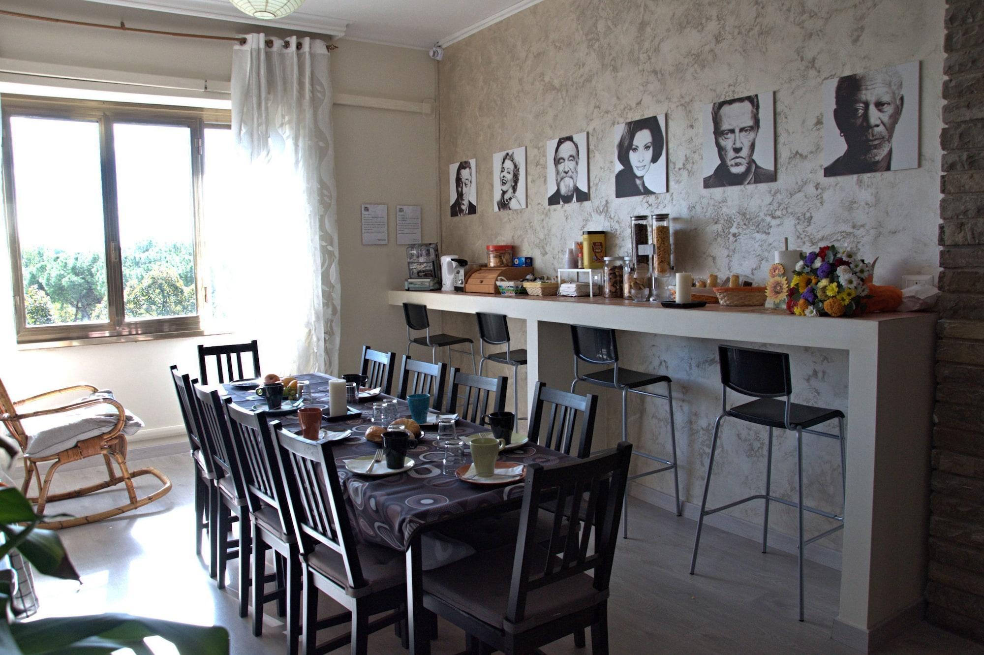 Restaurant Movie Home B&B