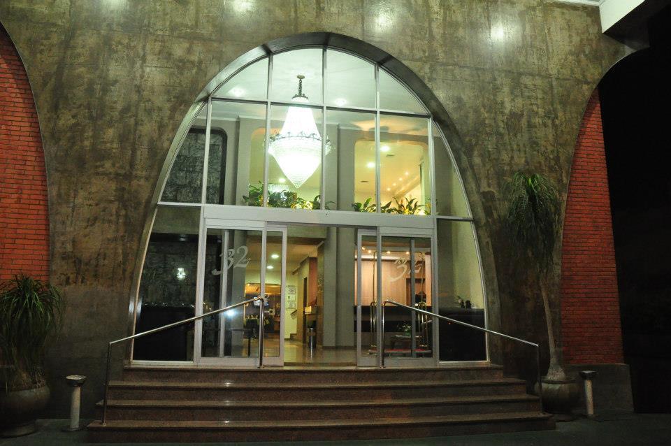 Vista Exterior Arua Hotel