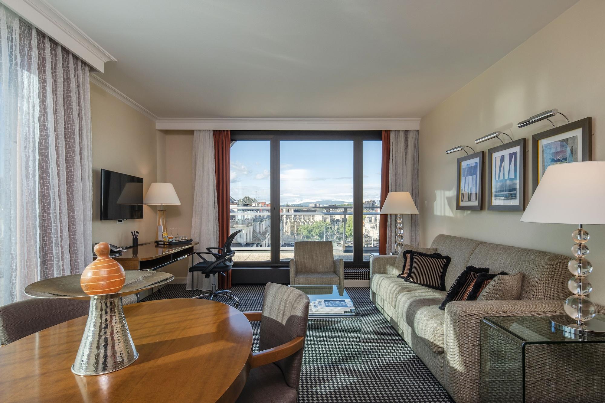 Set de Habitación Warwick Geneva