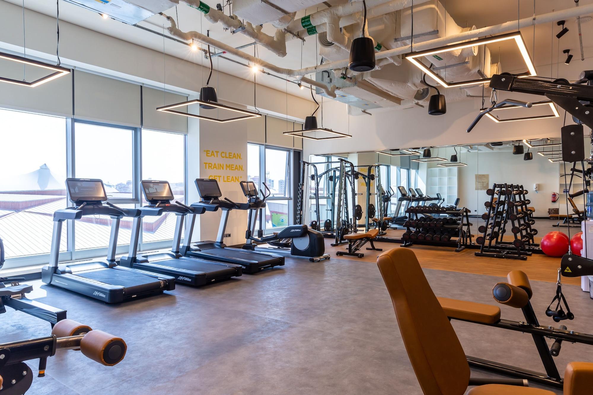 Gimnasio Premier Inn Dubai Dragon Mart
