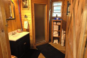 Alquiler Vacacional - Beautiful, Peaceful cabin off trail 33, on 292 acres.