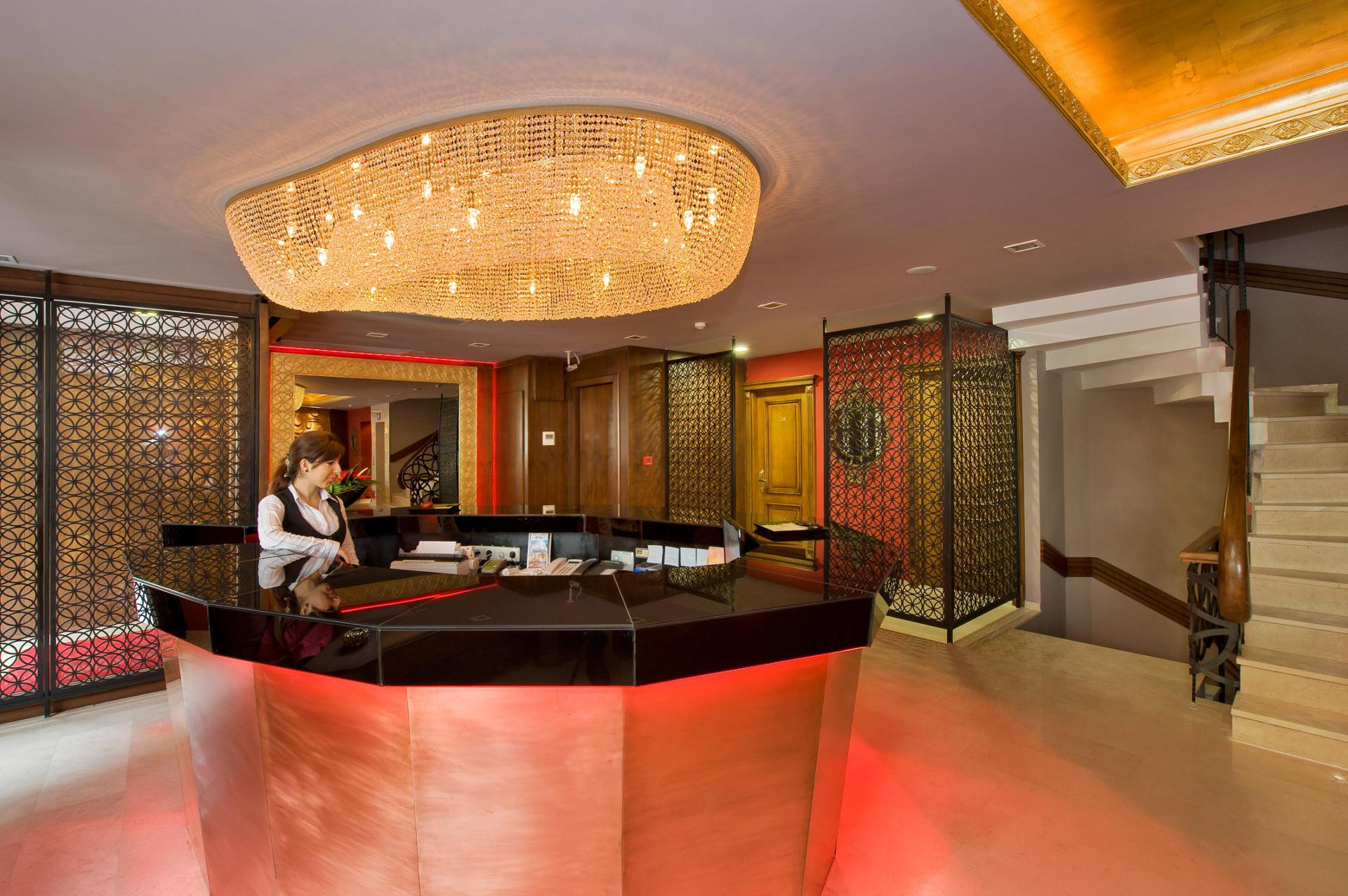 Vista Lobby Ferman Hotel