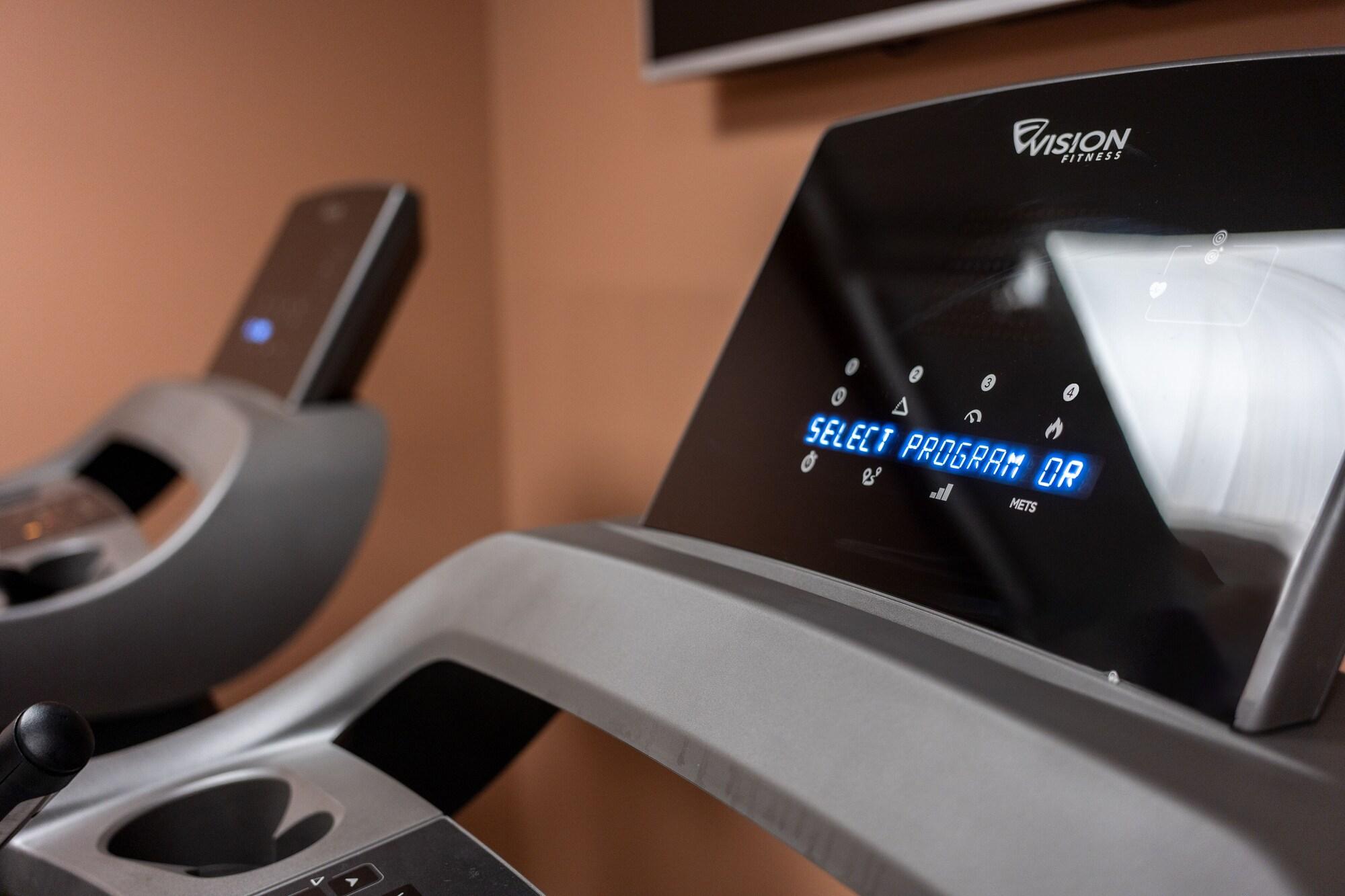 Gimnasio Skaret by Vander