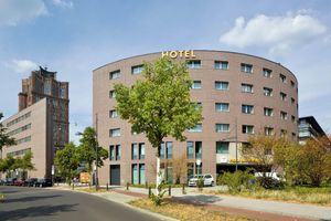 Alojamiento - Hotel am Borsigturm