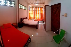 Alojamiento - Hostal pelikan taganga