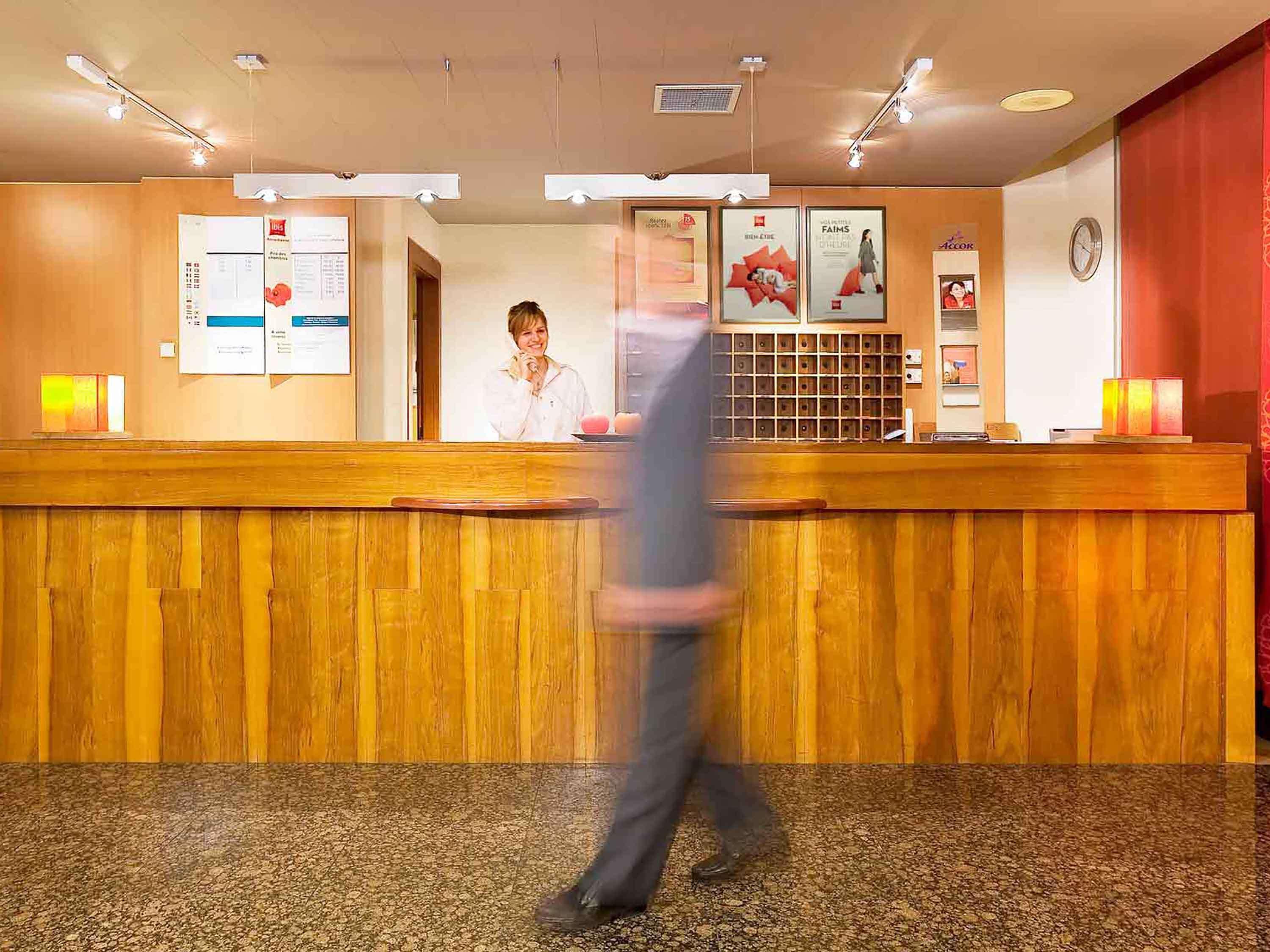 Vista Lobby ibis Annemasse