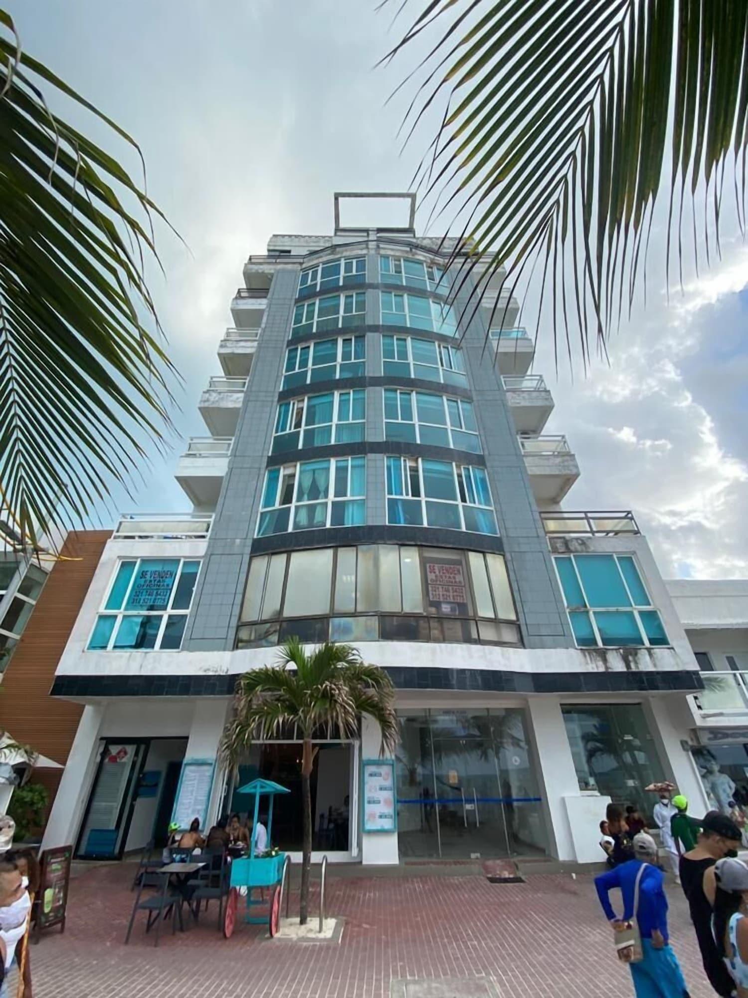 Vista Exterior Kristhal Plaza