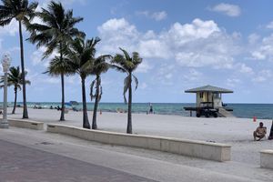 Alojamiento - Hollywood Beach Seagull