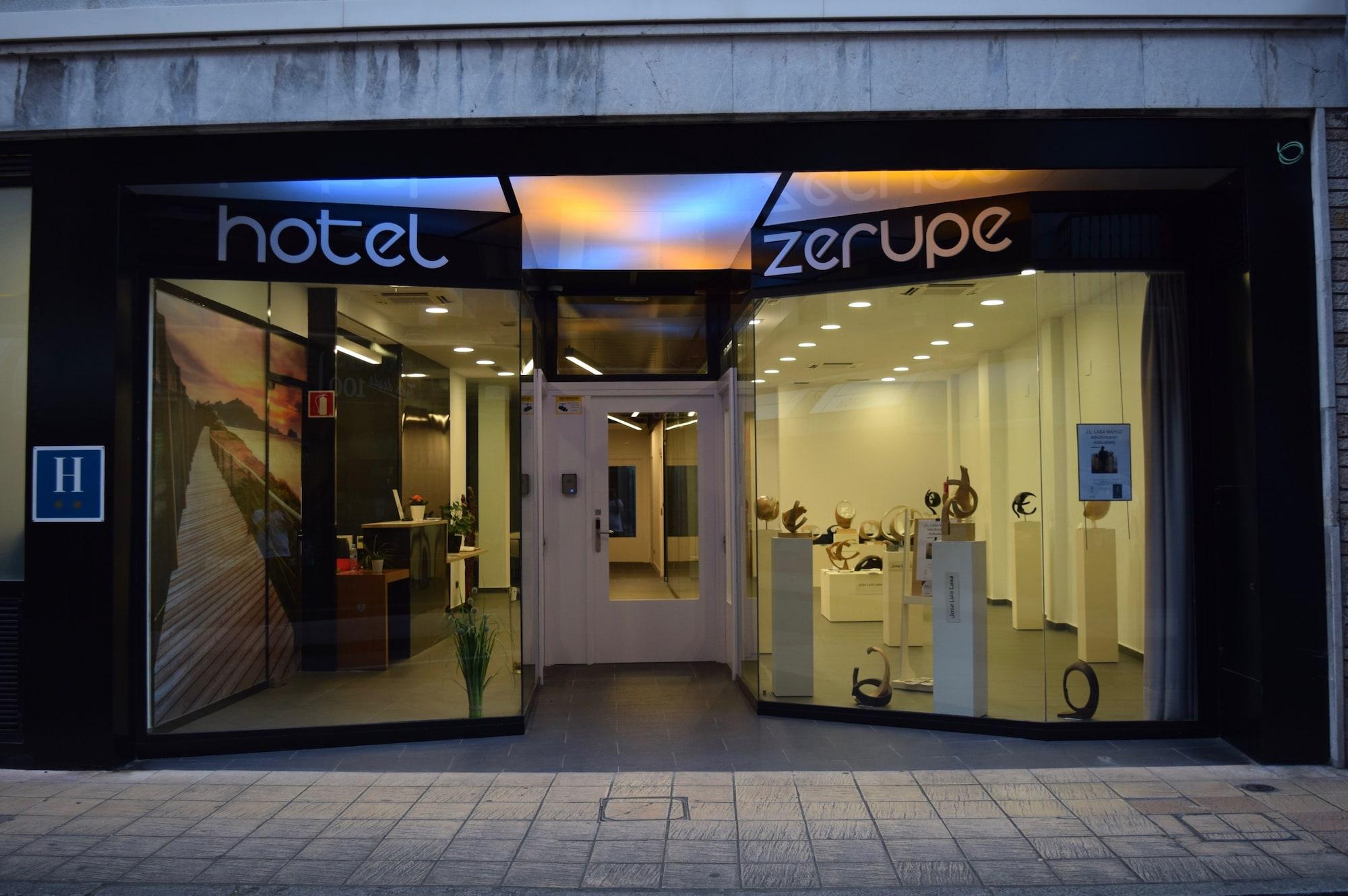 Varios Hotel Zerupe