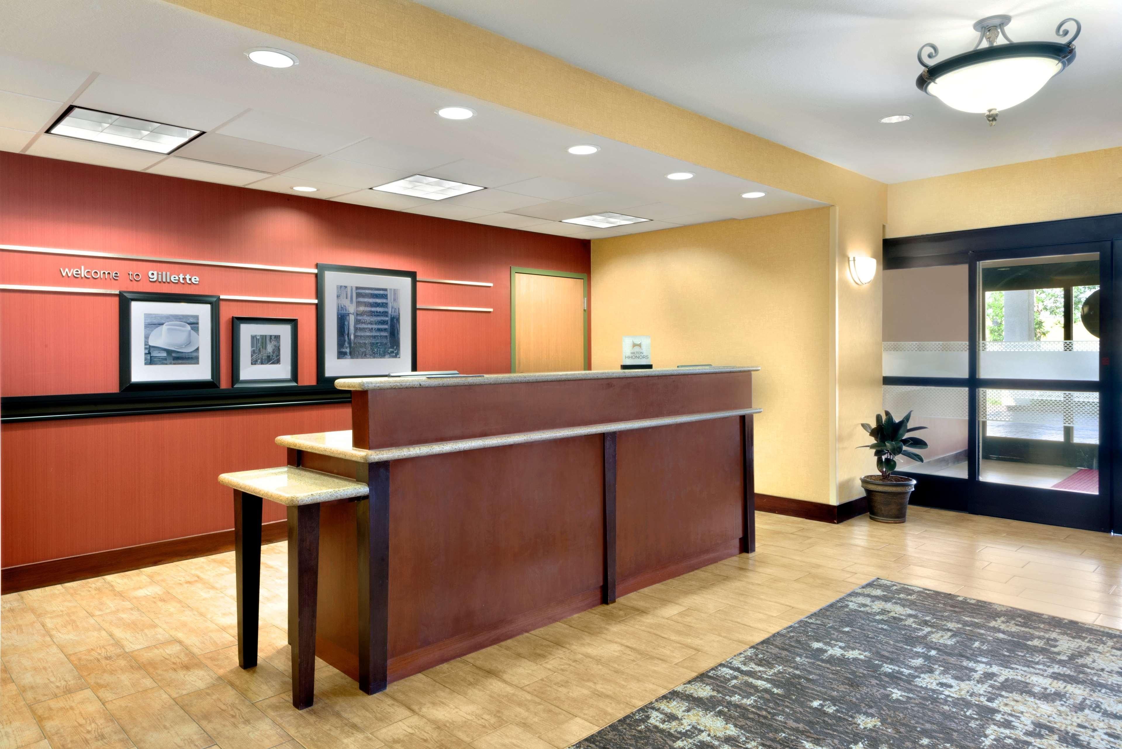 Vista Lobby Summit Suites