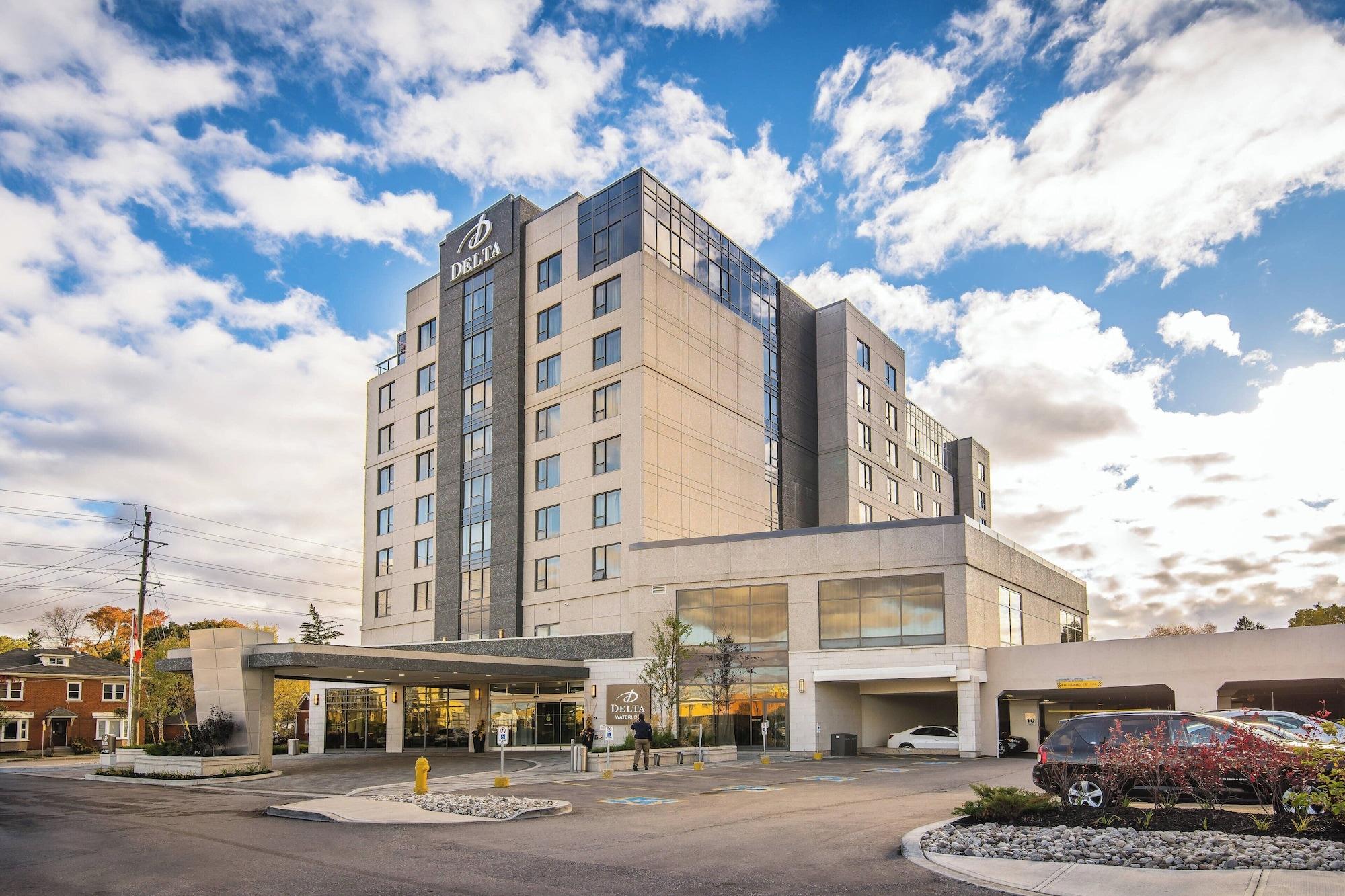 Vista Exterior Delta Hotels by Marriott Waterloo