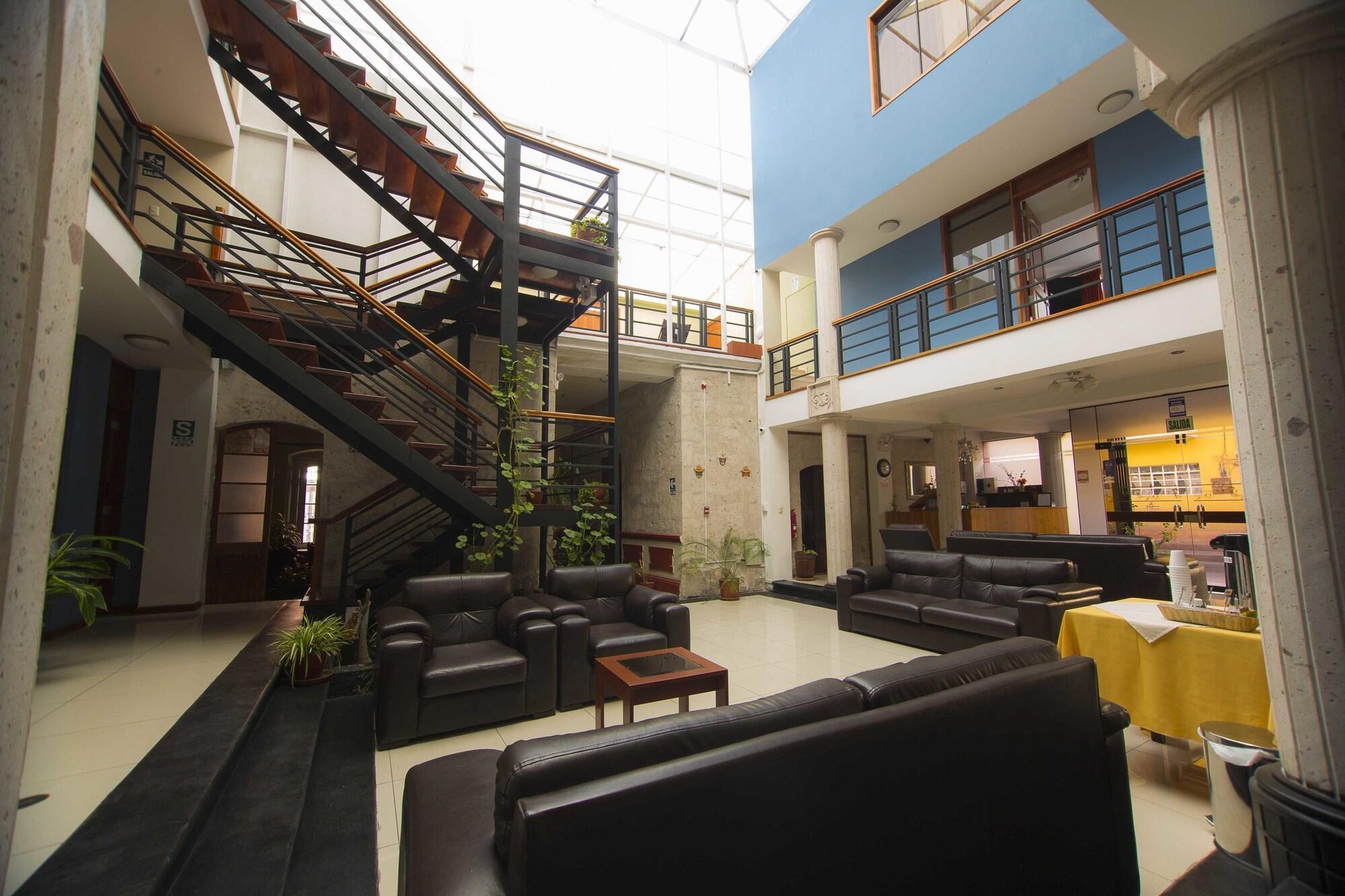 Vista Lobby Hotel La Casona del Olivo Arequipa