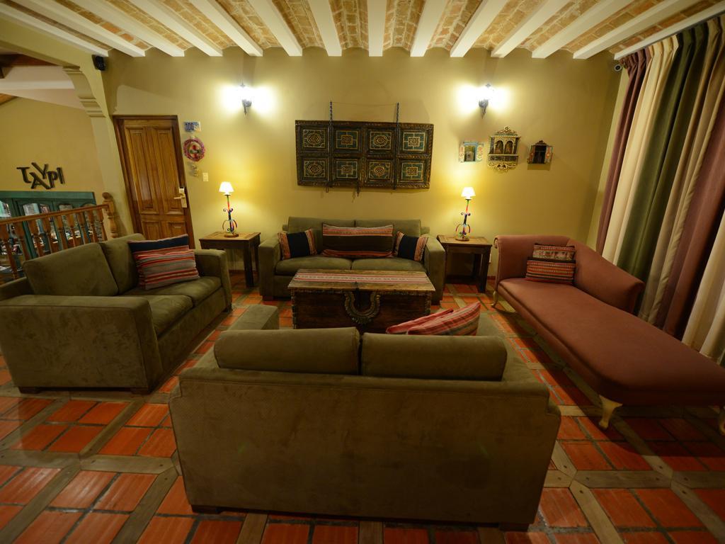 Vista Lobby Rosario Lago Titicaca