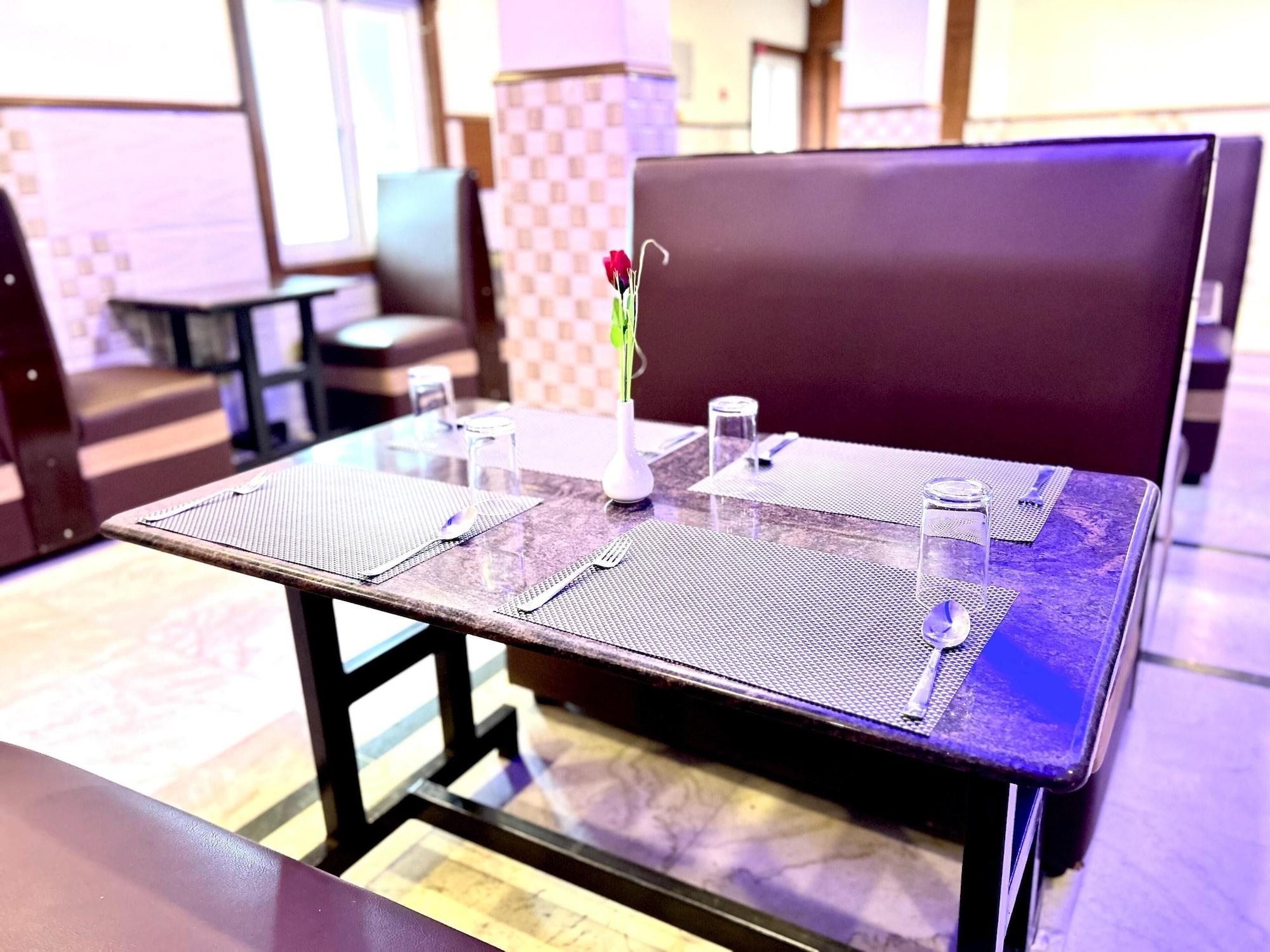 Restaurant SET RESIDENCY