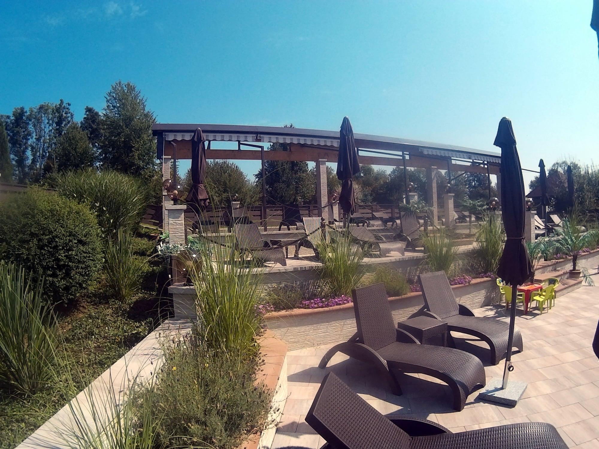 Vista Exterior House Restaurant Sedra