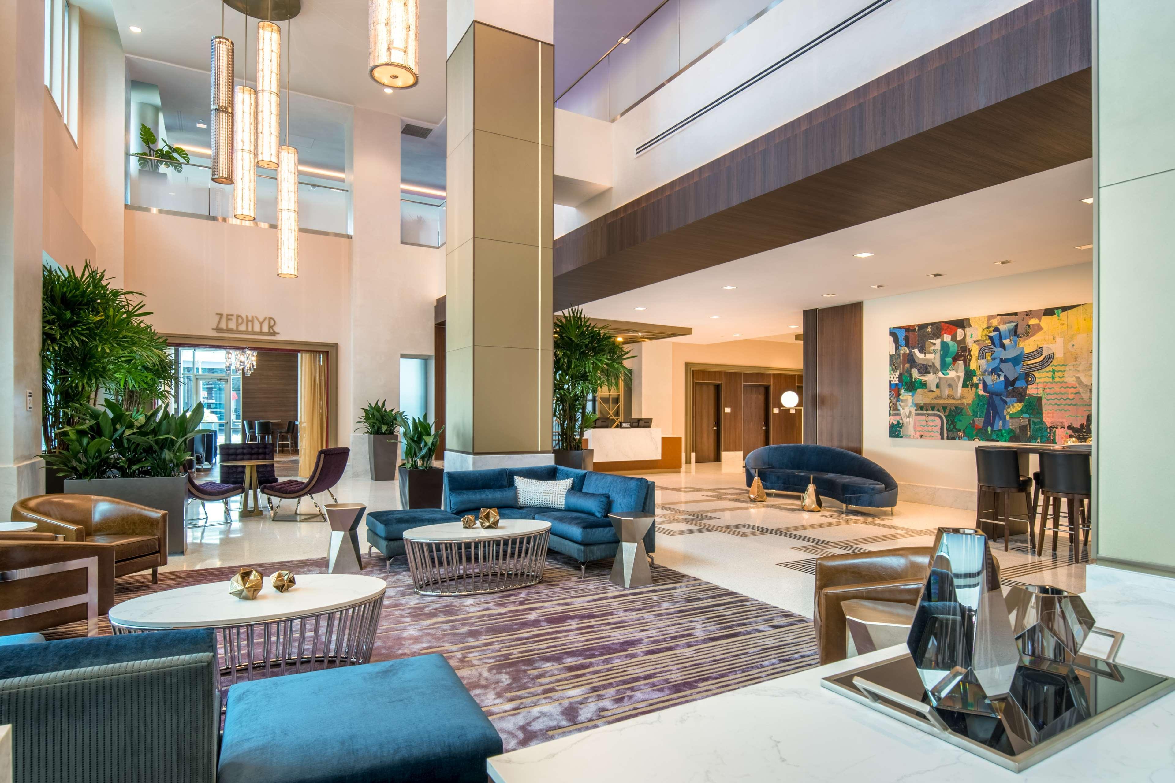 Vista Lobby Embassy Suites by Hilton Seattle Downtown Pioneer Square
