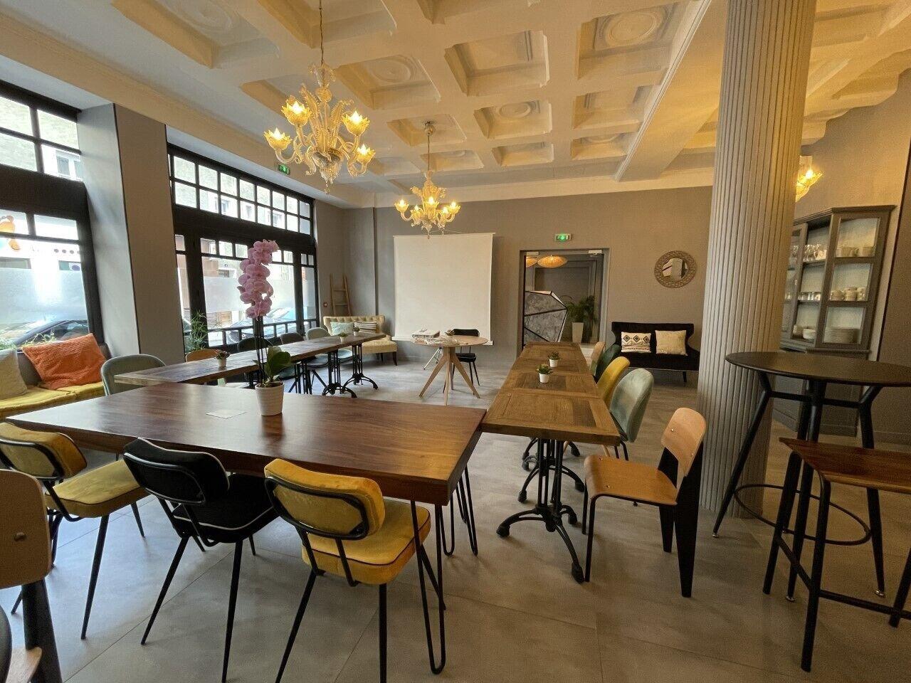 Sala de Reuniones Urban Jungle. Hotel Orléans