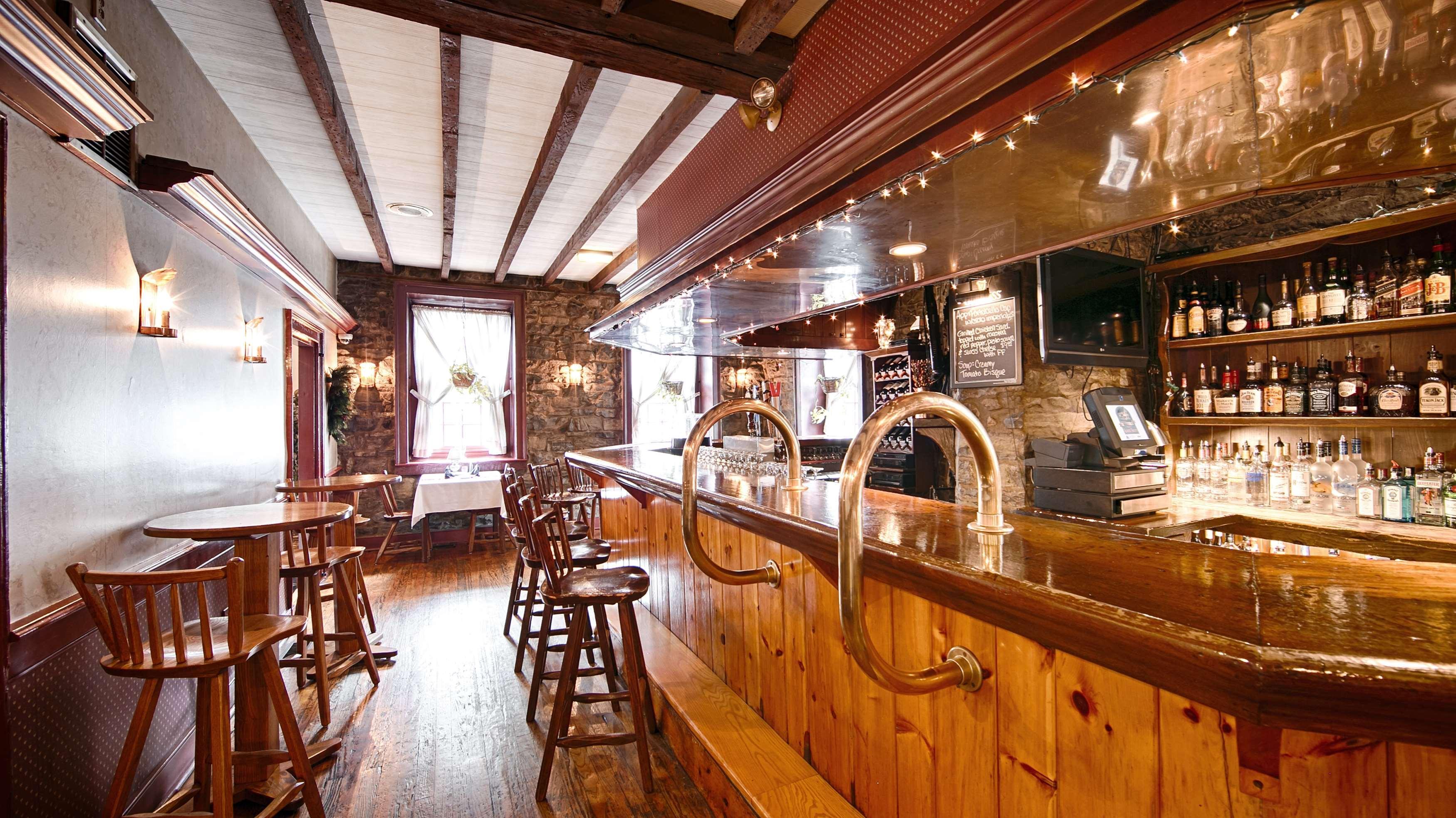 Restaurant Best Western Plus Revere Inn & Suites