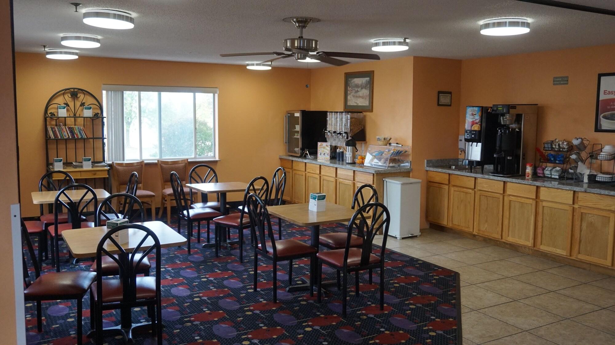 Bar/Salón Econo Lodge Inn & Suites Pekin - Peoria Area