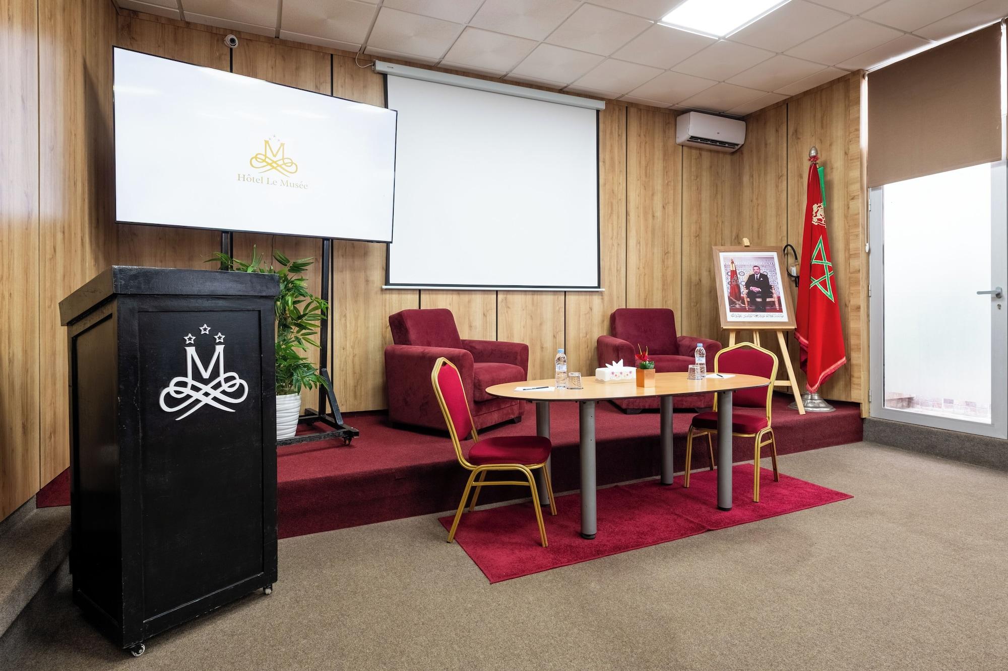 Sala de Reuniones Hôtel Le Musée