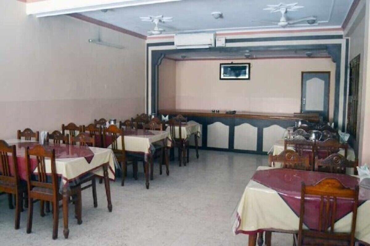 Restaurant Hotel Rathore Lodge & Restaurant