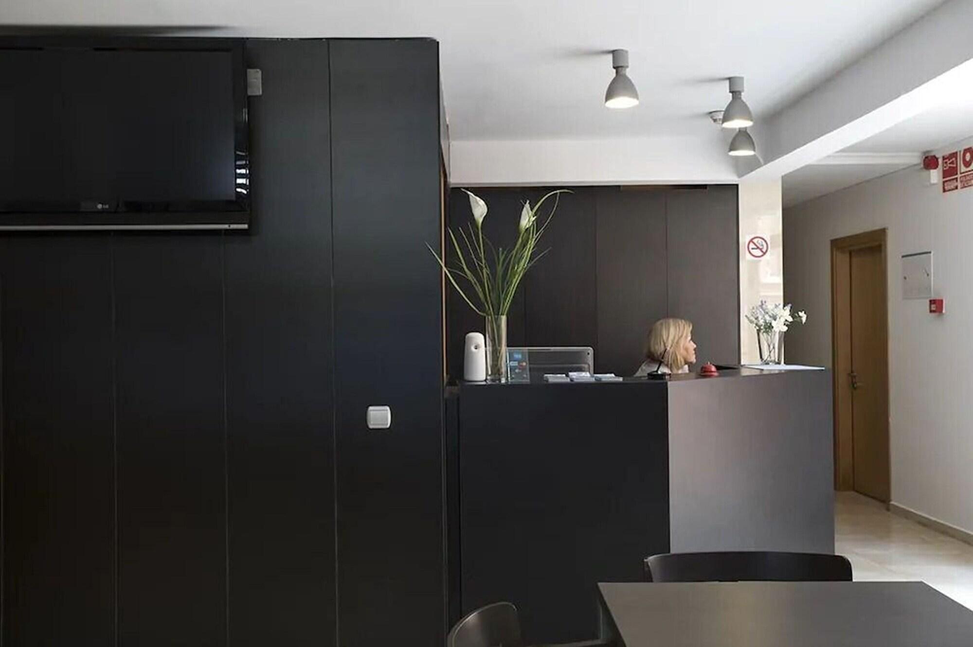Vista Lobby Aparthotel Bardon