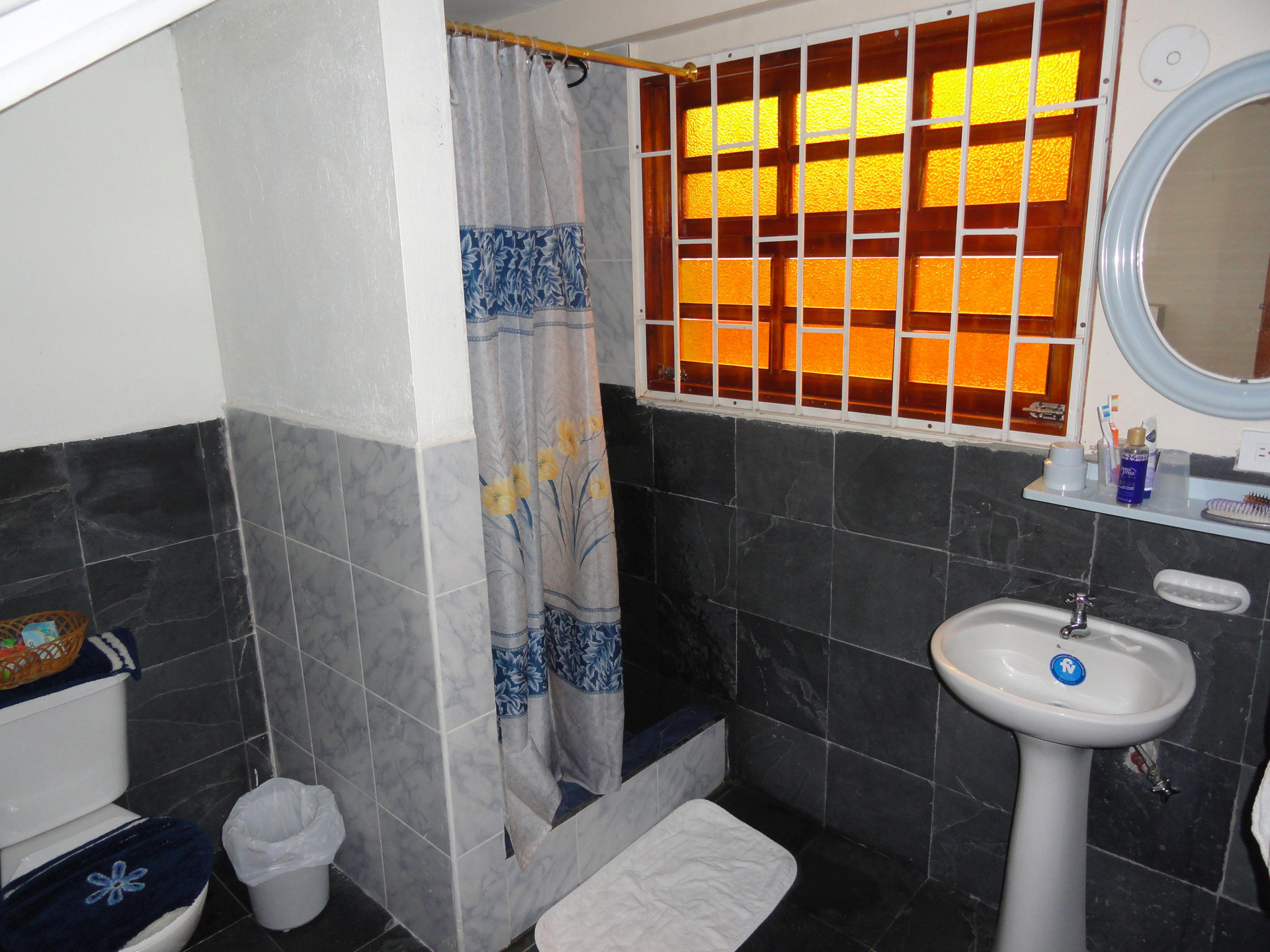 Equipamiento de Habitación Hostal del Piamonte