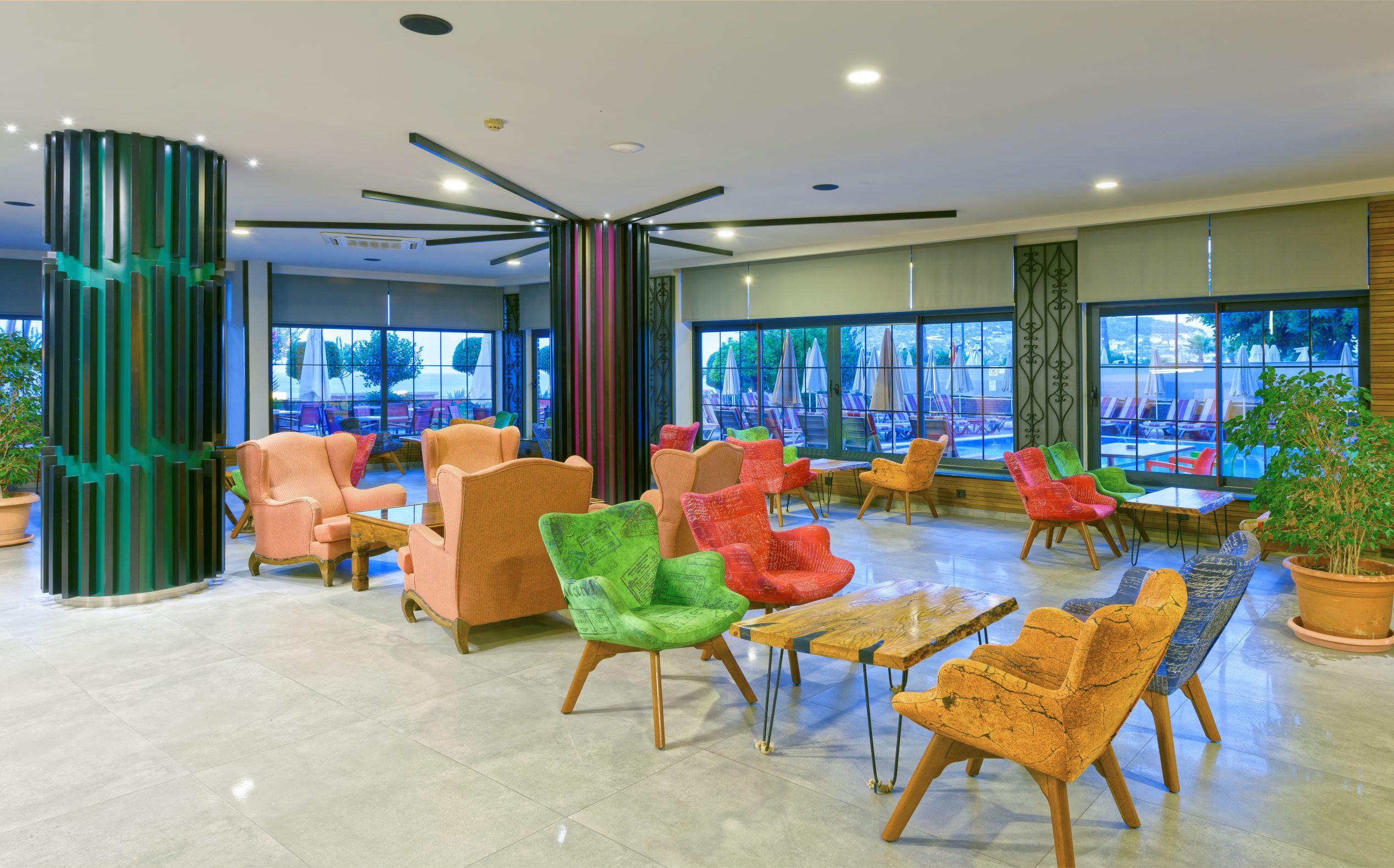 Vista Lobby Monart City Hotel - All Inclusive