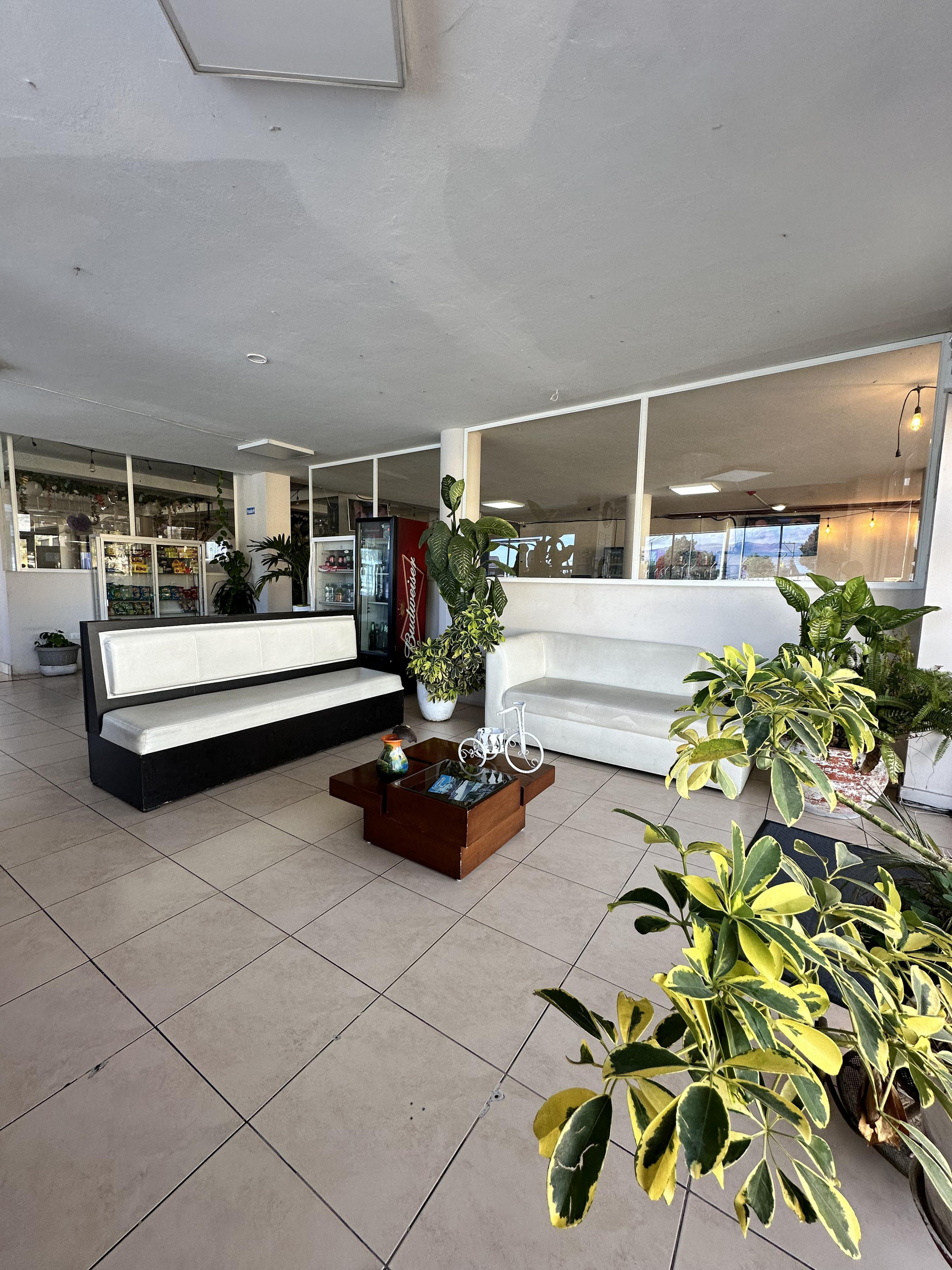 Vista Lobby VERSAILLES HOTEL