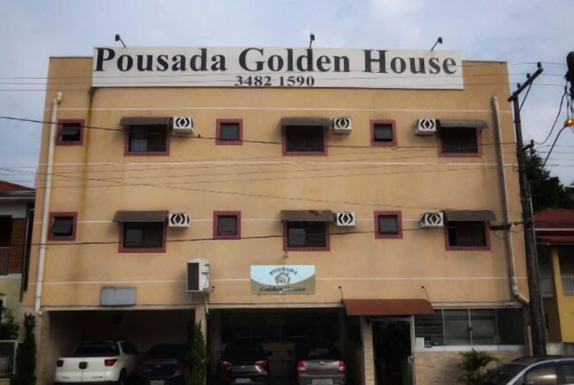 Vista Exterior Pousada Golden House