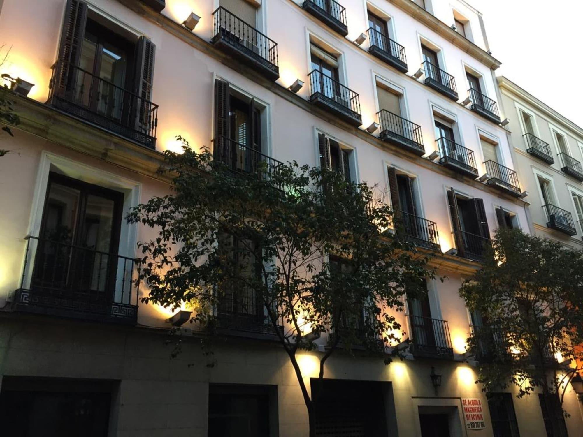 Vista Exterior Ch Otello Rooms By HEBEROOMS