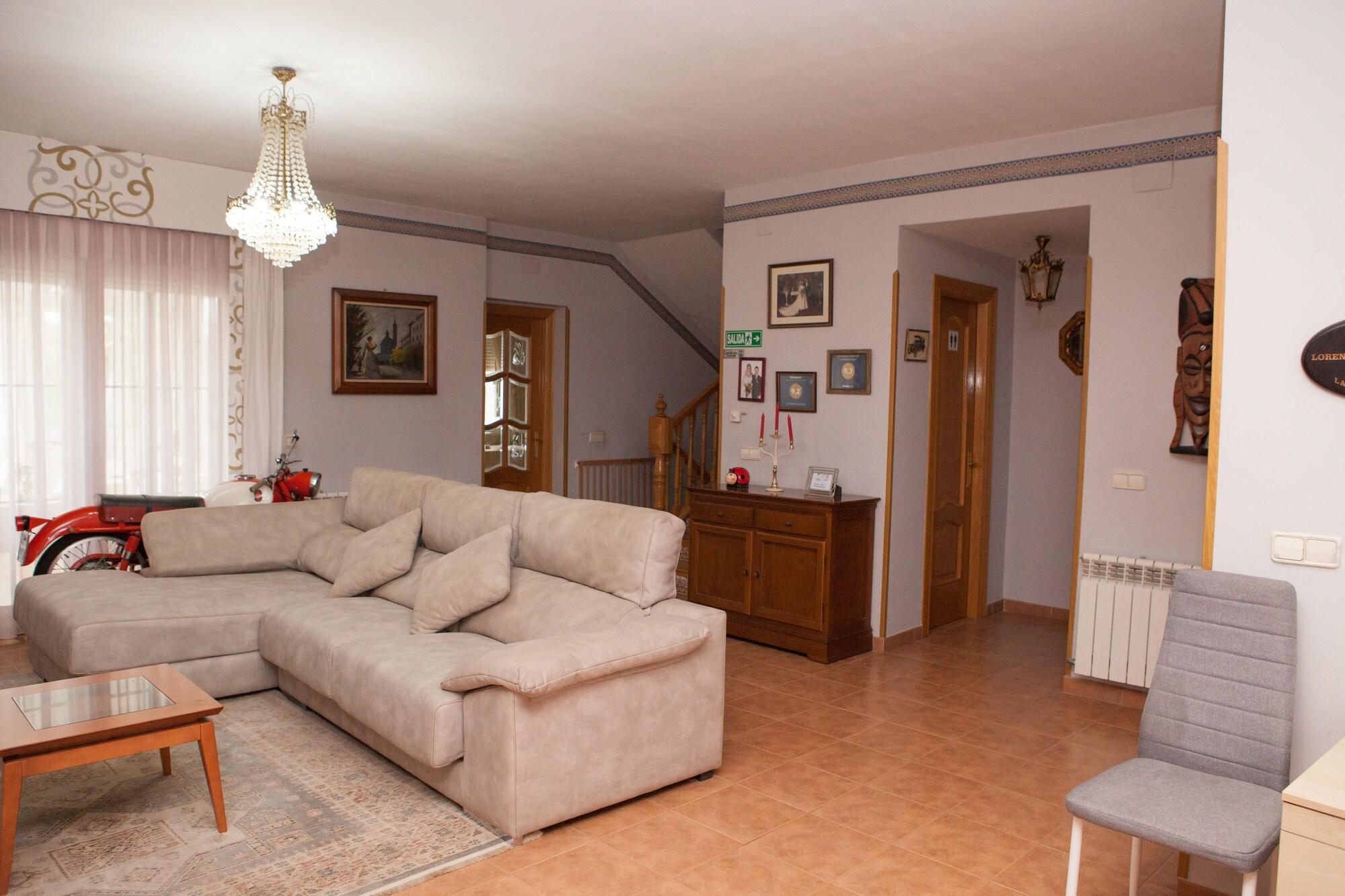 Vista Lobby La Rosaleda De Orgaz