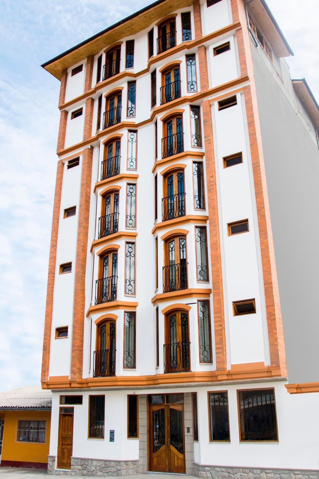 Vista Exterior Hotel Suiza Peruana