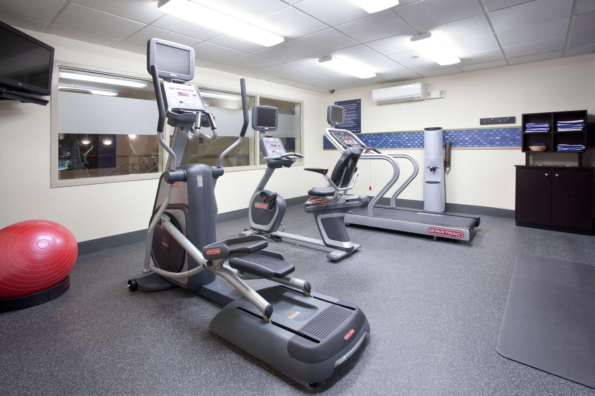 Gimnasio Hampton Inn Bowling Green