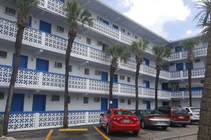 Alojamiento - Polynesian Beach & Golf Resort