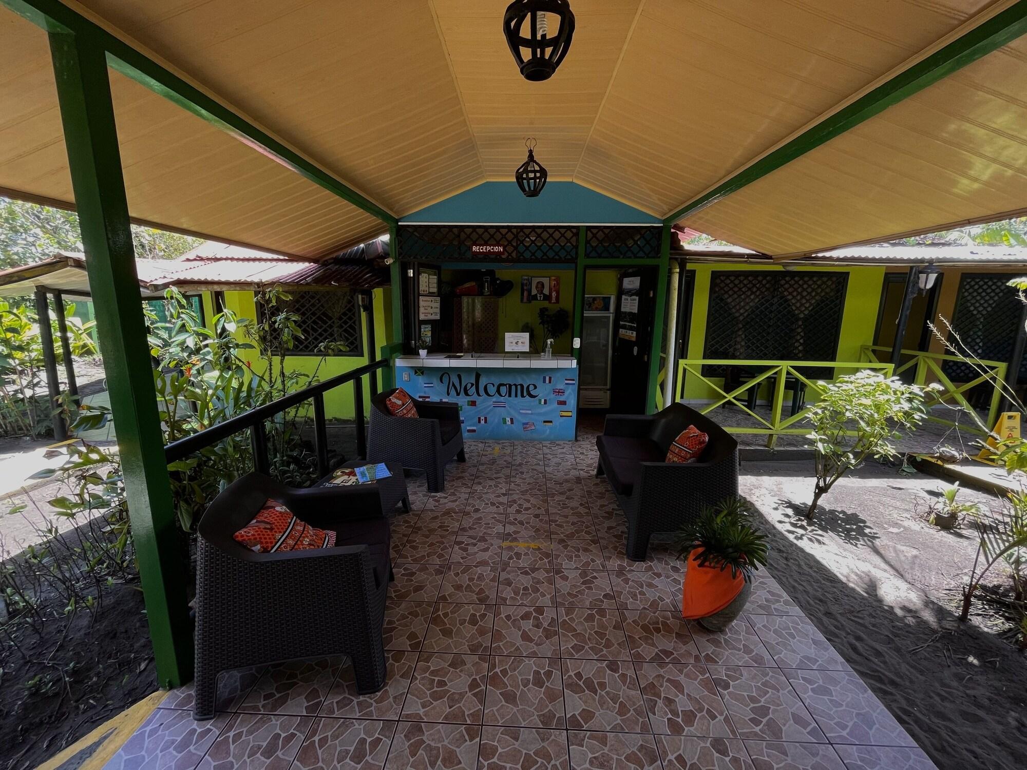Vista Lobby Hotel El Icaco Tortuguero